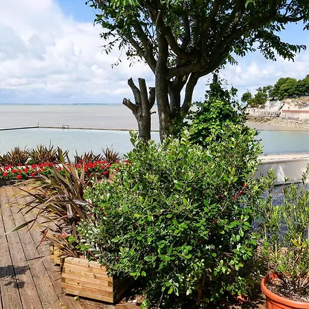 Le Bois D'hotes Bed & Breakfast Fouras